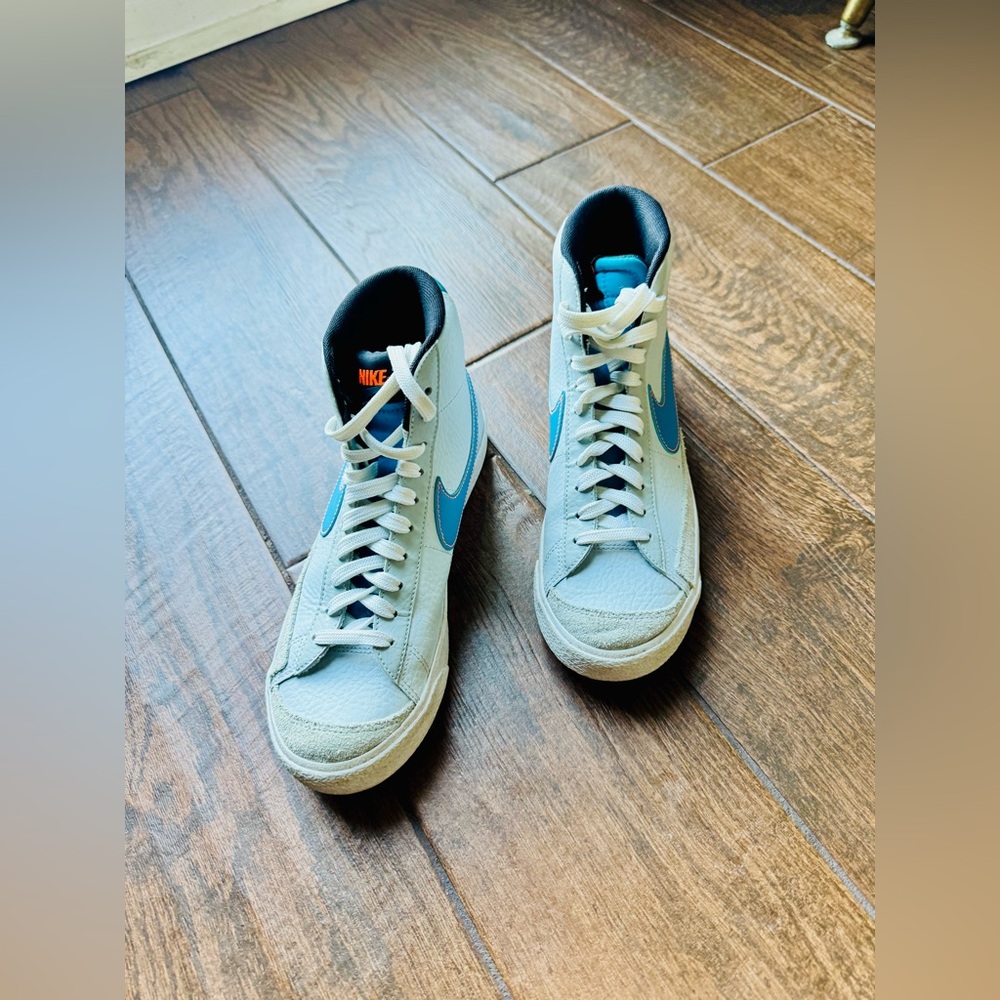 Nike Blazer Mid 77 Youth 6Y, 38EU  DA4086-100 Sneakers Women’s 8